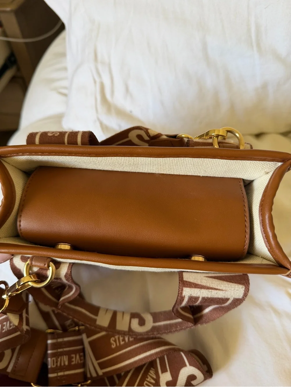 Steve Madden Cream & Brown Canvas Shoulder Bag - Picture 5 of 9